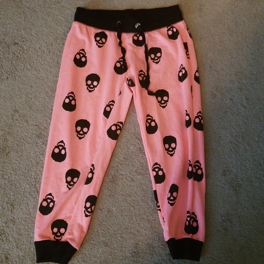 Skull sweat pants